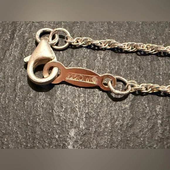 Silver Necklace with Aquamarine Gemstone - Picture 5 of 8